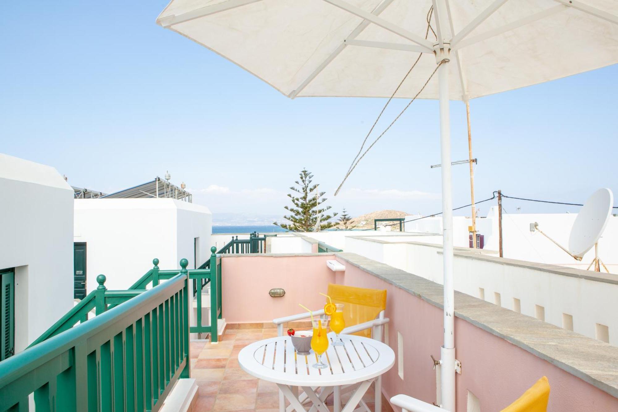 Golden Bay Aparthotel อาโยส โพรโกปิออส ภายนอก รูปภาพ