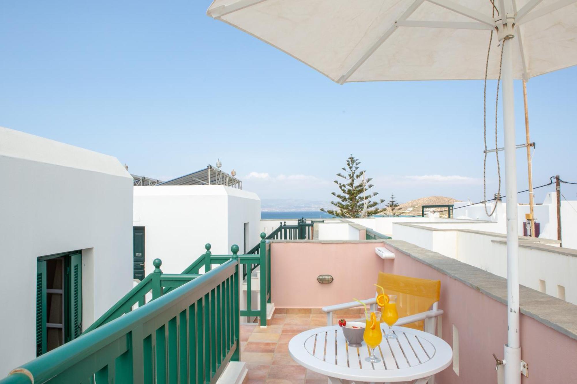 Golden Bay Aparthotel อาโยส โพรโกปิออส ภายนอก รูปภาพ