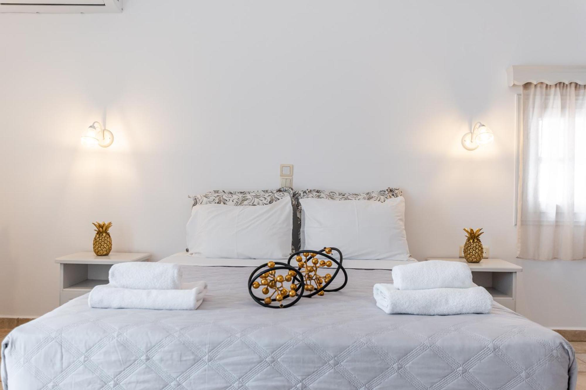 Golden Bay Aparthotel อาโยส โพรโกปิออส ภายนอก รูปภาพ