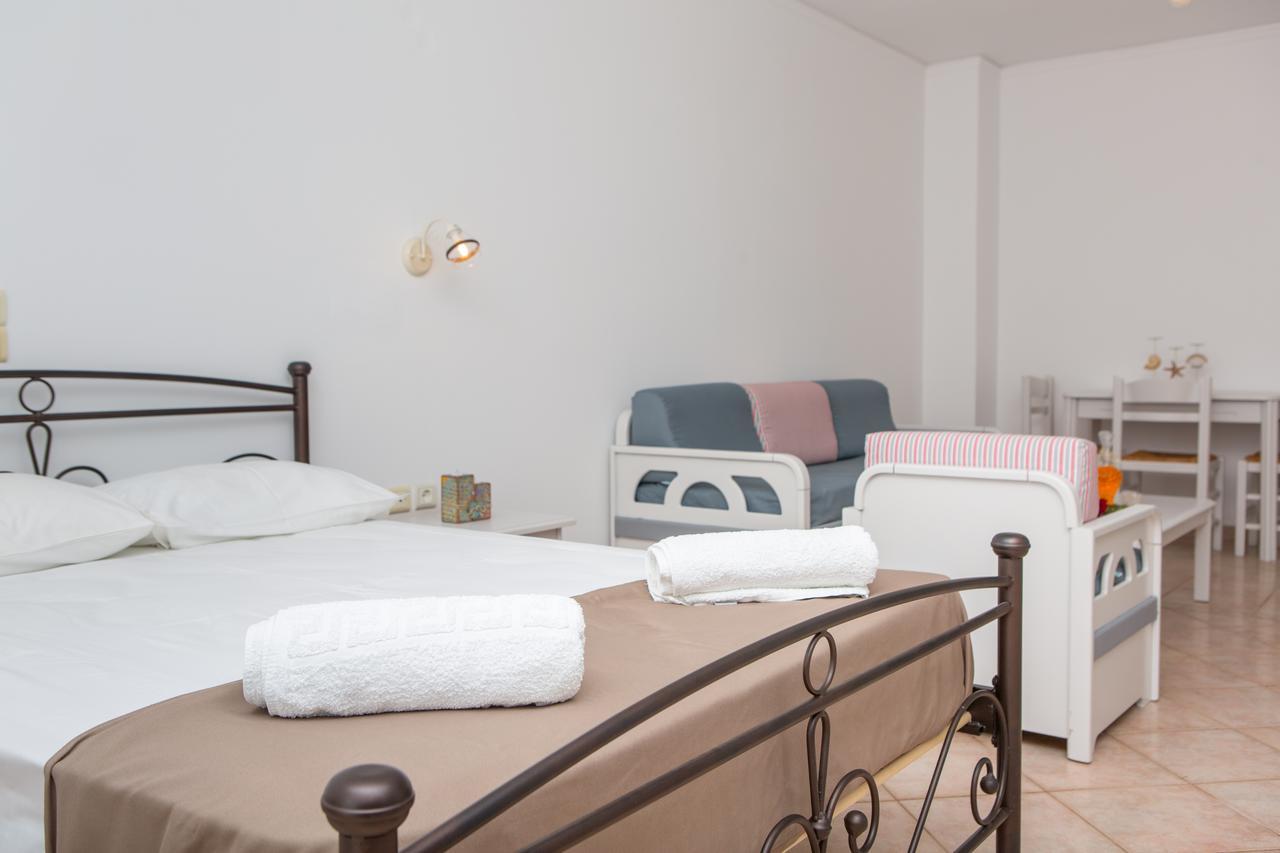 Golden Bay Aparthotel อาโยส โพรโกปิออส ภายนอก รูปภาพ