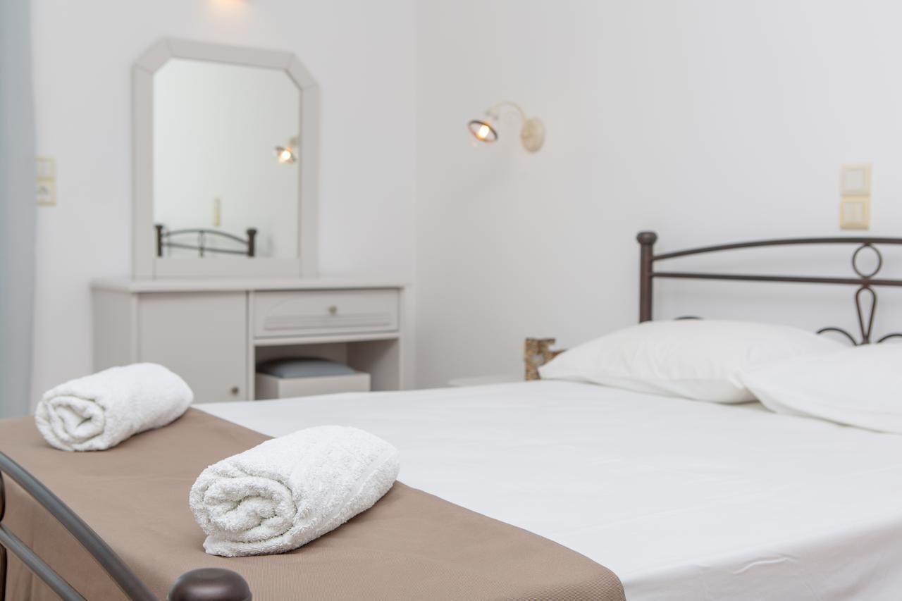 Golden Bay Aparthotel อาโยส โพรโกปิออส ภายนอก รูปภาพ